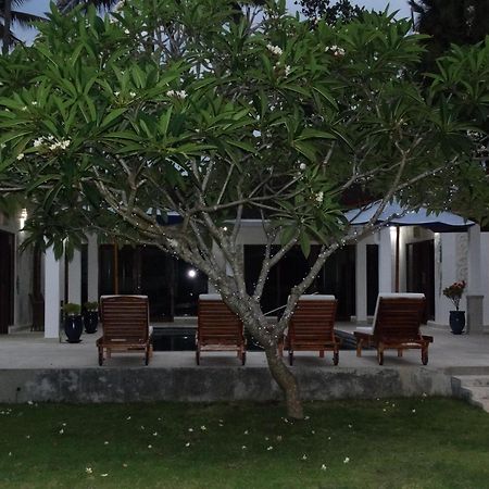 Villa Serenity 甘地达萨 外观 照片
