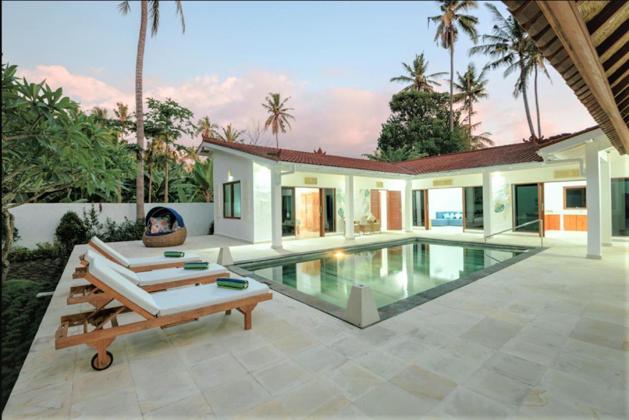 Villa Serenity 甘地达萨 外观 照片