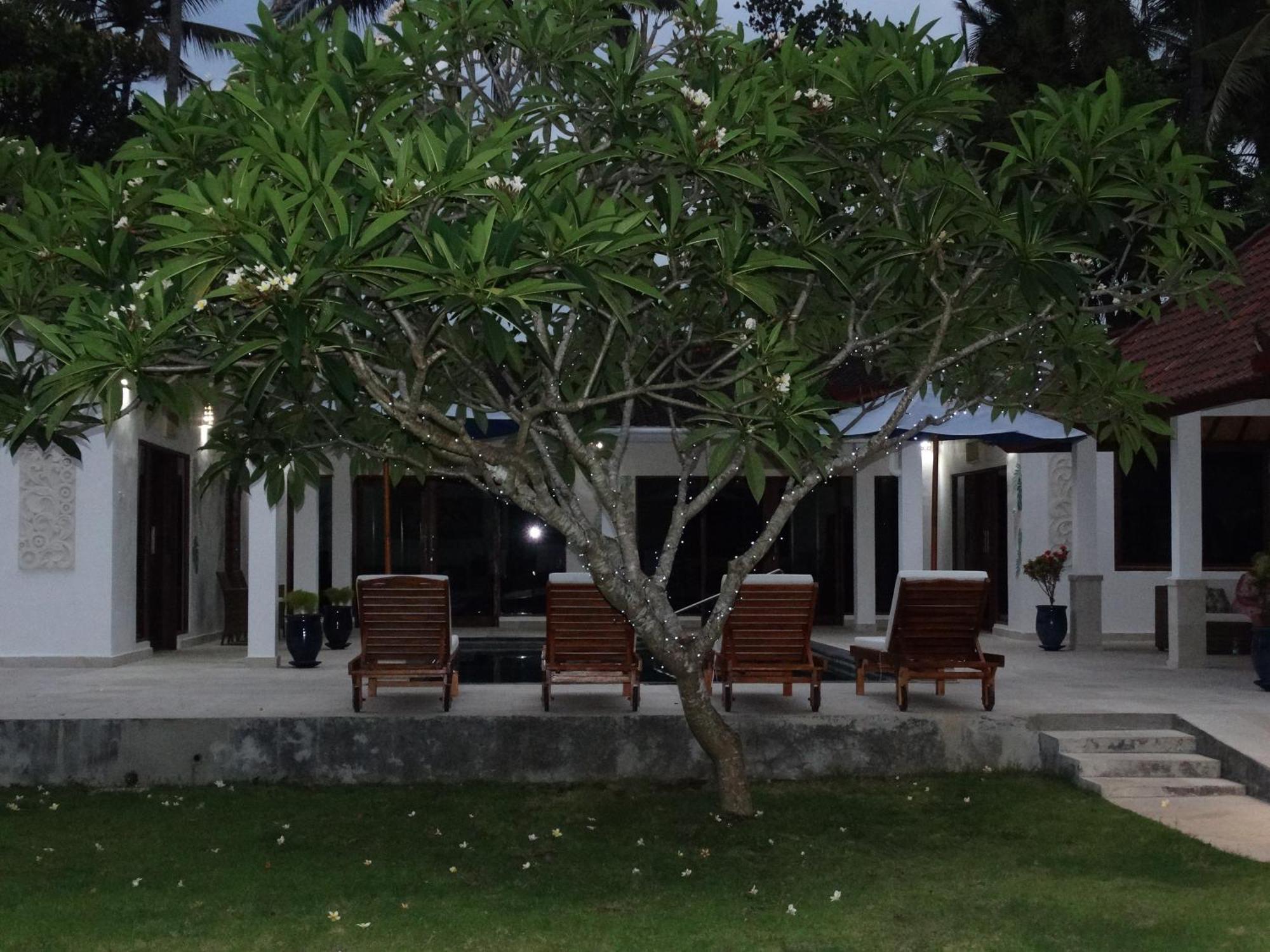 Villa Serenity 甘地达萨 外观 照片